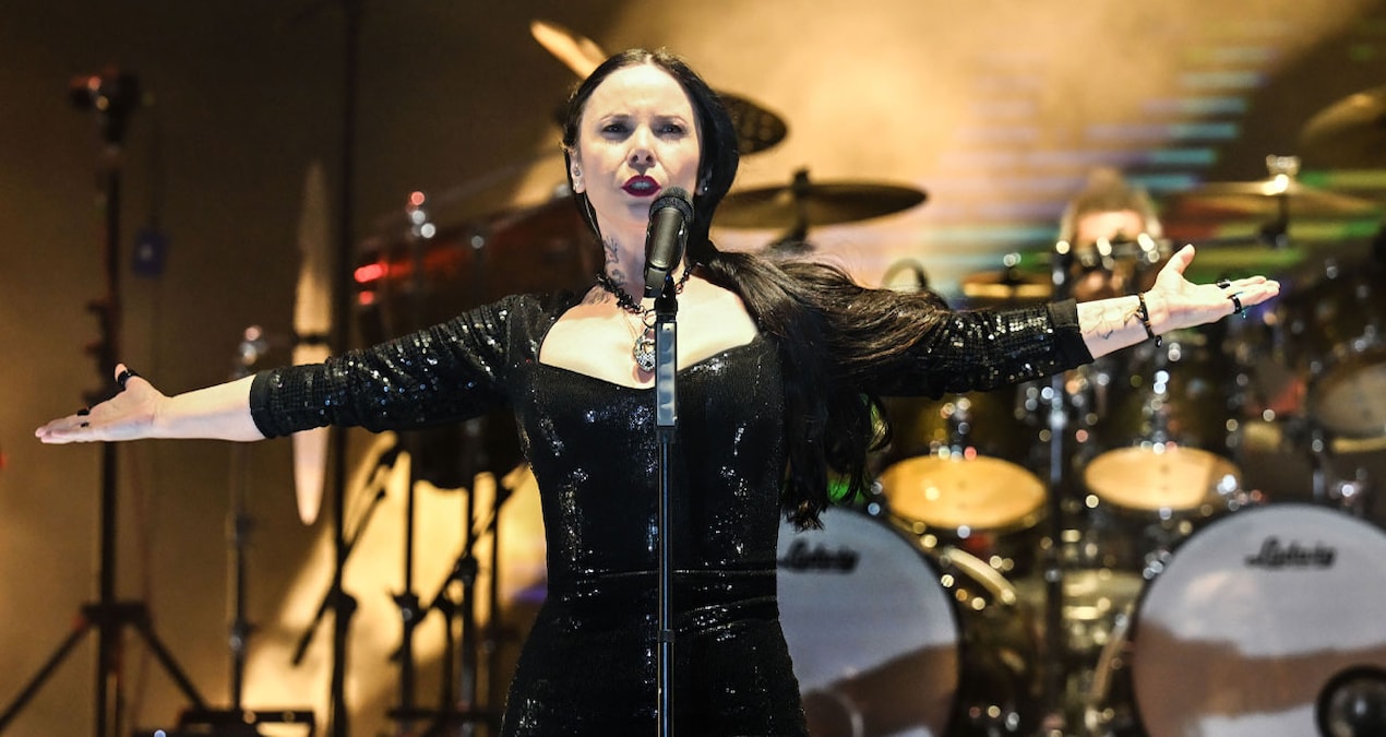 Bir döndü pir döndü: Şebnem Ferah yeni konser tarihlerini duyurdu