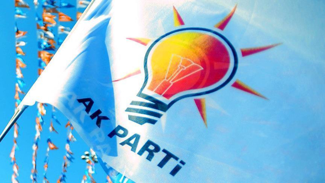 AKP habersiz üyeliklerde ısrarcı çıktı: İstifa edeni bu kez eşiyle üye yaptı